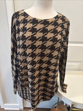 EUC J. Jill Black & Tan Houndstooth Knit Sweater